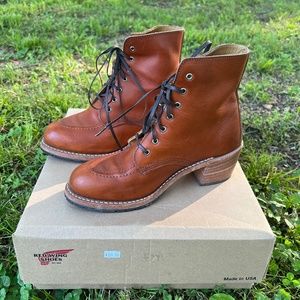 Red Wing Claras